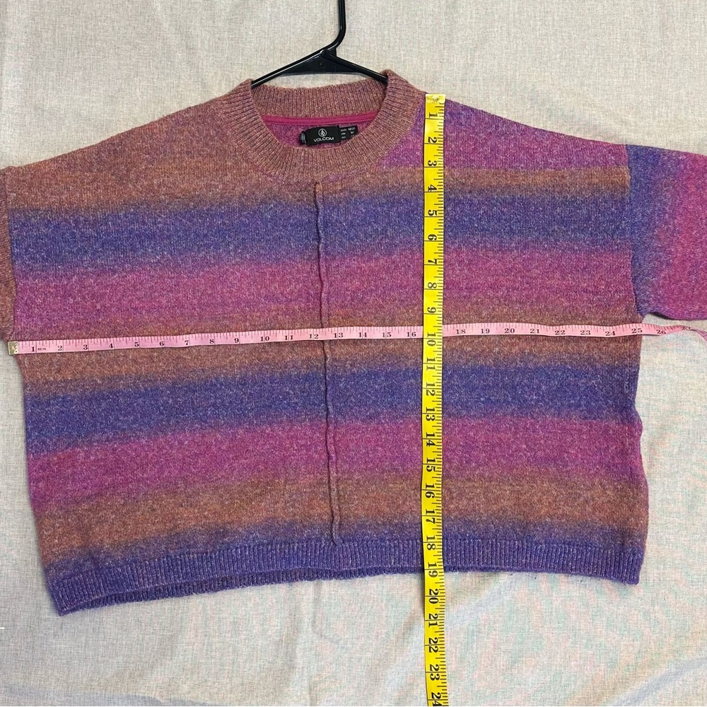 Volcom Colorful Sweater - Picture 6 of 9